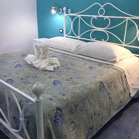 Cetara Room *